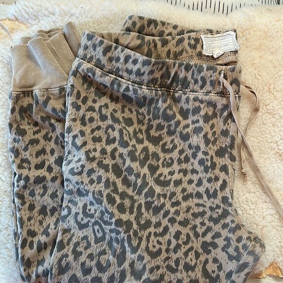 Current Elliott tan leopard pants size 0 / small